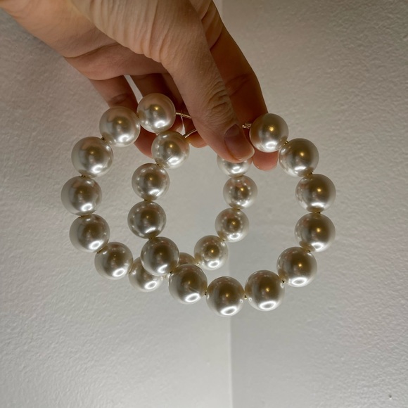 Oversized faux pear earrings - Picture 2 of 2